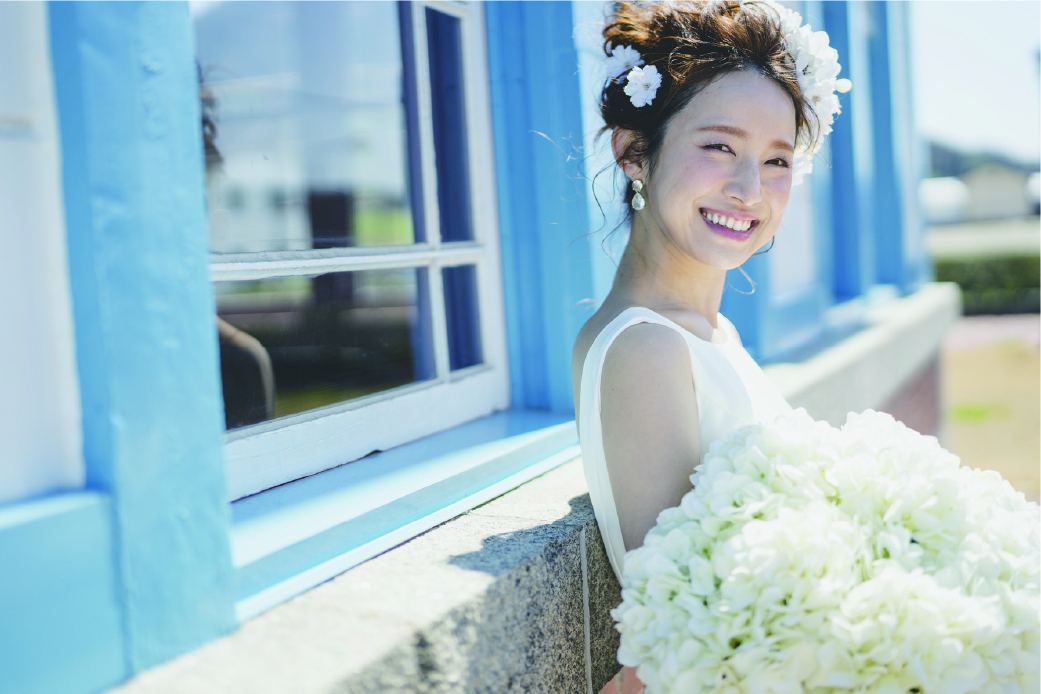 アナタらしいヘアメイクからはじまるオンリーワンの結婚式